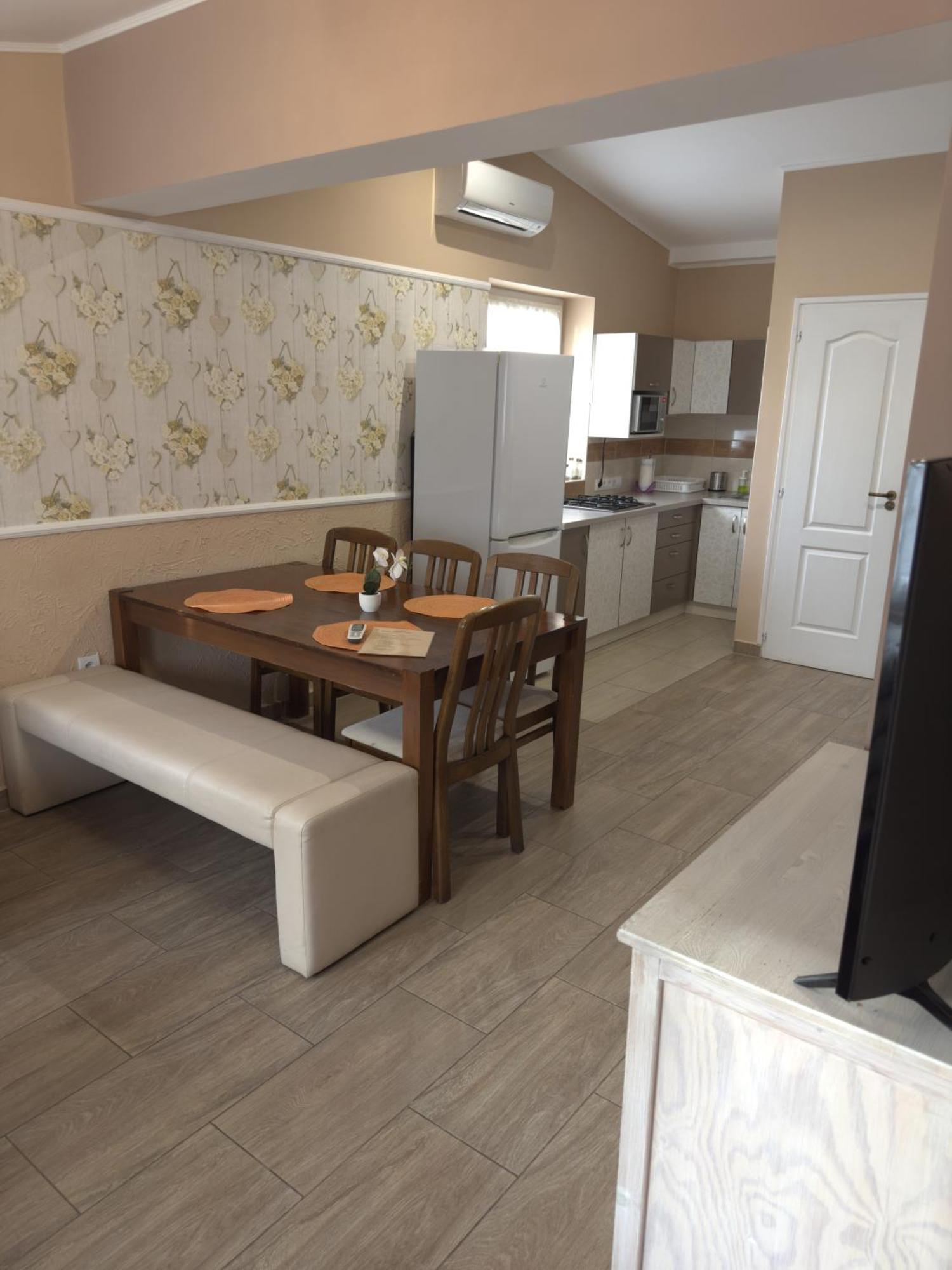 Rozsa Apartman Alsoors Room photo